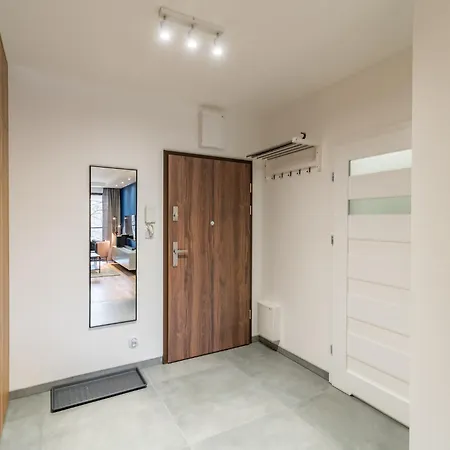 Business - 47m2, Balcony And Parking By Rentujemy