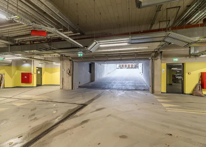 Business - 47m2, Balcony And Parking By Rentujemy Appartement