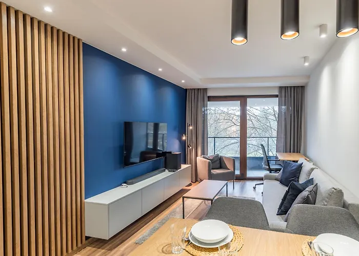 Business - 47m2, Balcony And Parking By Rentujemy Krakau