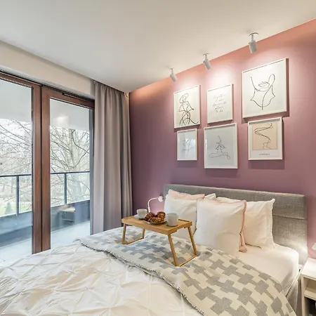 Business - 47m2, Balcony And Parking By Rentujemy Apartment