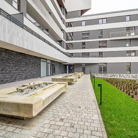 Business - 47m2, Balcony And Parking By Rentujemy Apartment